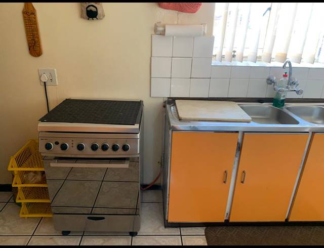 3 BEDROOM HOUSE FOR SALE IN VANDERBIJLPARK CE 5
